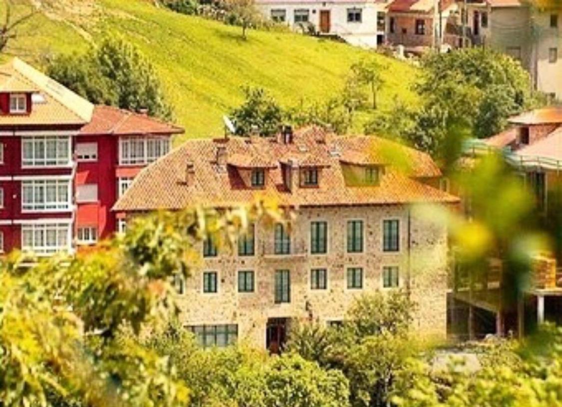 Hotel Villa de Cabrales Arenas De Cabrales Esterno foto