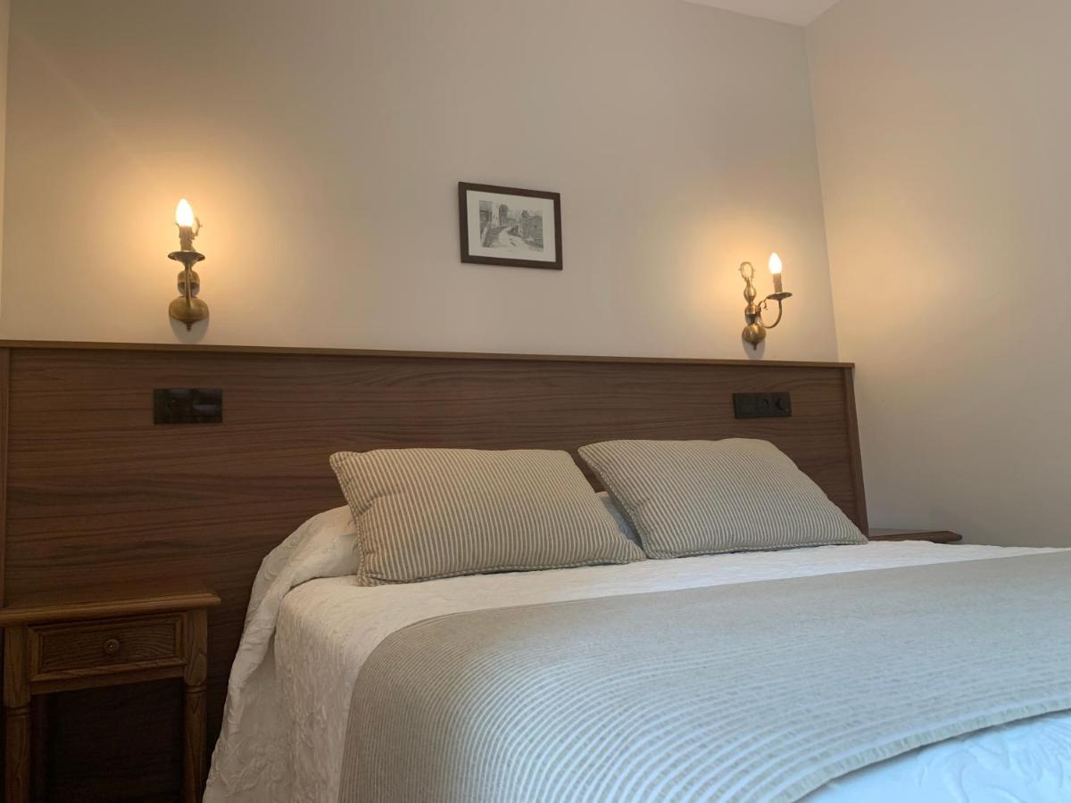 Hotel Villa de Cabrales Arenas De Cabrales Esterno foto